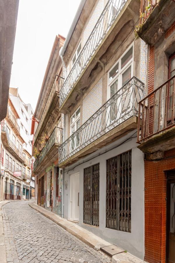 Villa Apartments & Suites Porto Bagian luar foto