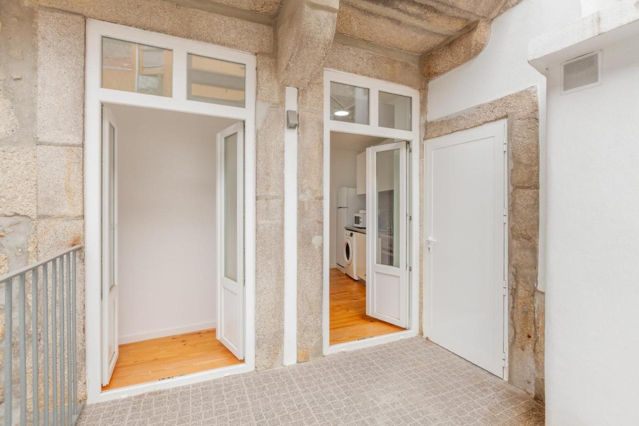 Villa Apartments & Suites Porto Bagian luar foto