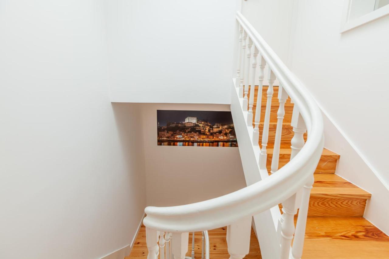 Villa Apartments & Suites Porto Bagian luar foto